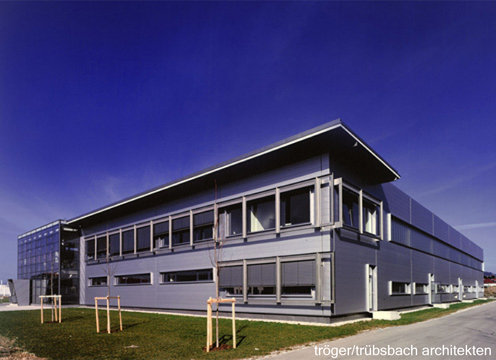 Porextherm_Produktionsgebäude für Dämmstoffe Kempten_Außenwirkung © Tröger/Trübsbach Architekten